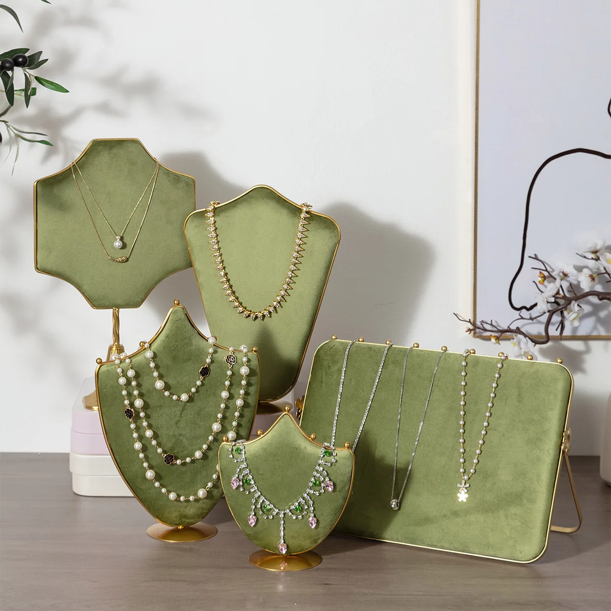 

1pc Velvet Jewelry Display Stand Ring, Necklace, Bracelet, and Pendant Display Jewelry Display Rack