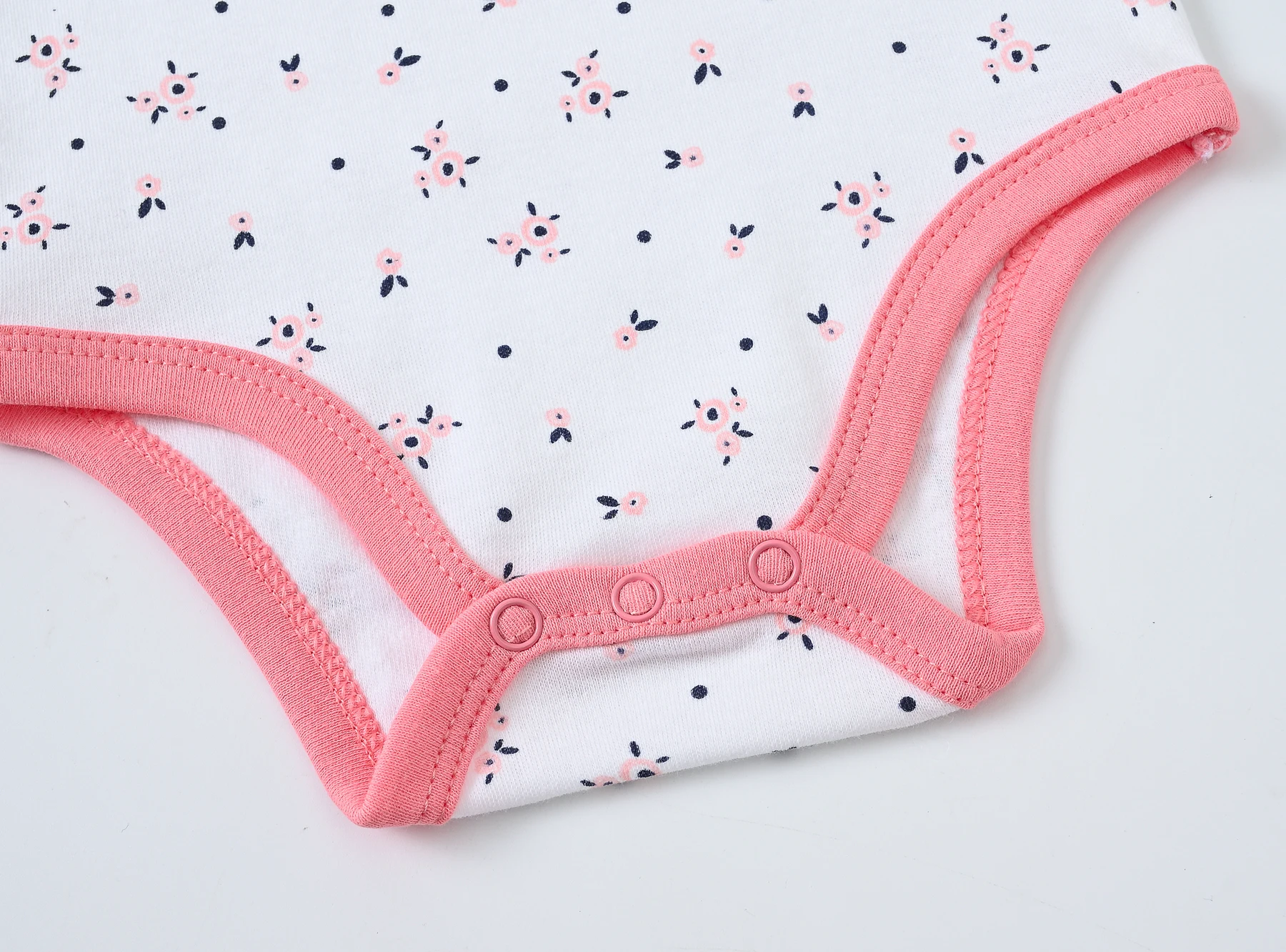 Baby-Mädchen-Body mit langen Ärmeln aus Baumwolle, 3-teiliges Set mit Hirsch-, Blumen- und Karomuster, Baby-Strampler, Einteiler, Frühlings- und Herbstkleidung, Jumpsuit, Sonnenanzug – Detail 14