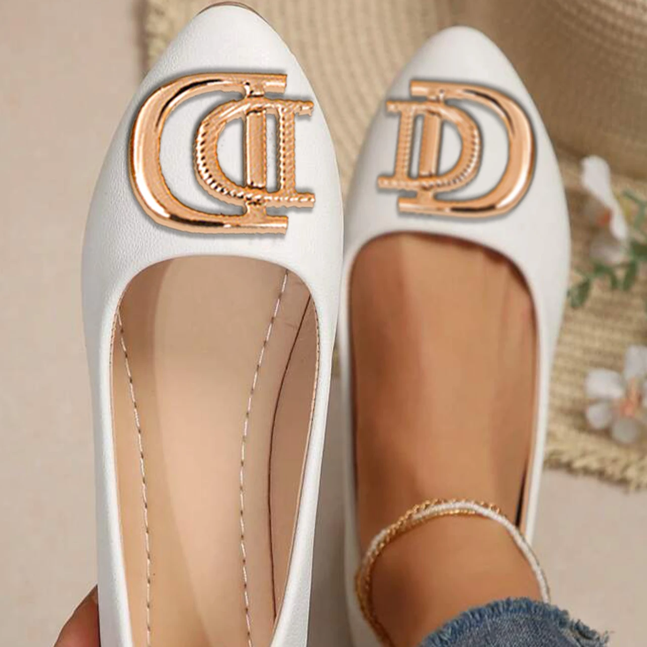 Women's Fashion Elegant Driving Loafers Luxury Decor Casual Flats Solid Color Flat Comfy Slip on Pumps Office French Style Shoes