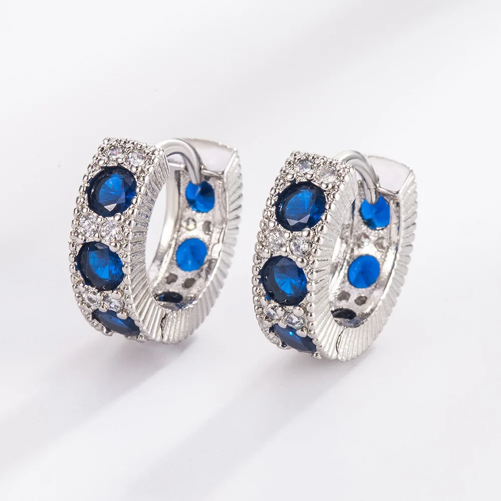 925 เงินสเตอร์ลิงแหวนเพทายหมั้นต่างหูสตั๊ดสําหรับผู้หญิงงานแต่งงานเครื่องประดับสุภาพสตรีขายส่งป้องกันโรคภูมิแพ้