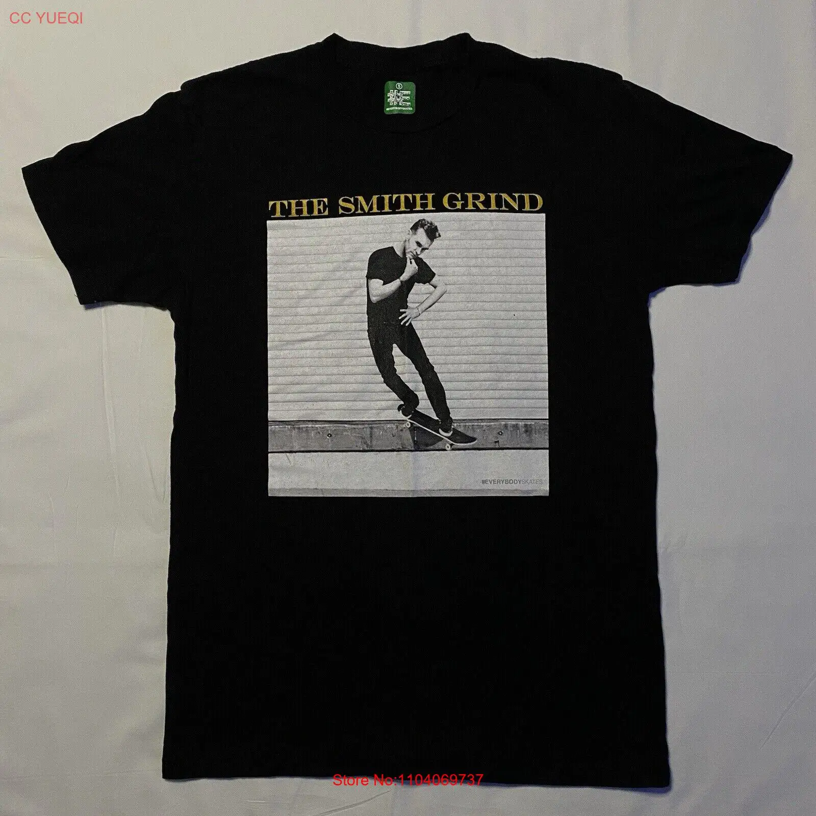 Everybody Skates “The Smith Grind” t-shirt Size S