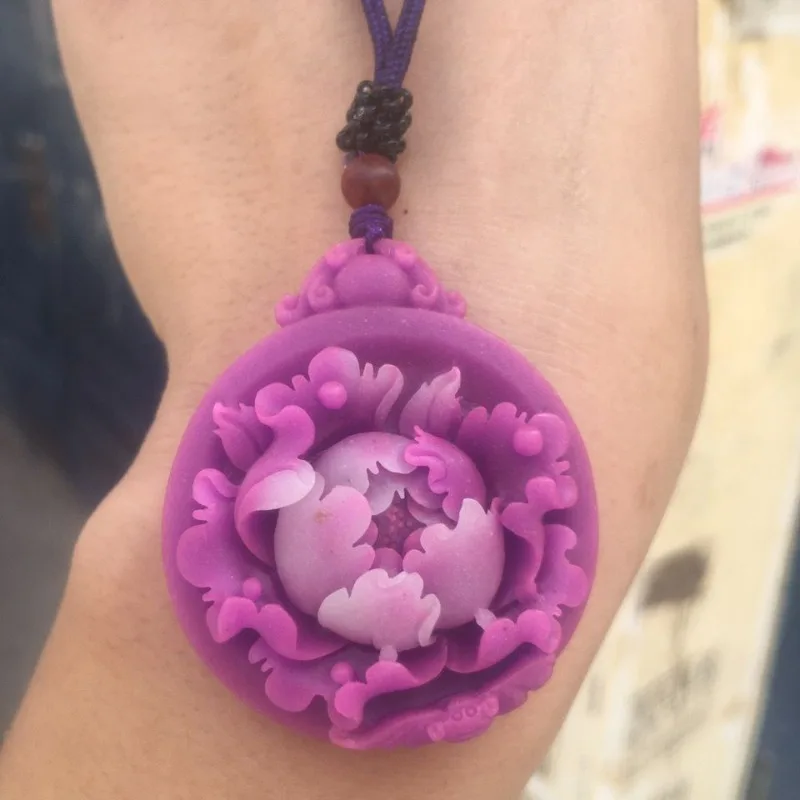 Purple Mica Flowers Bloom Rich Court Style Autumn and Winter Four Seasons Sweater Chain Muse Pendant