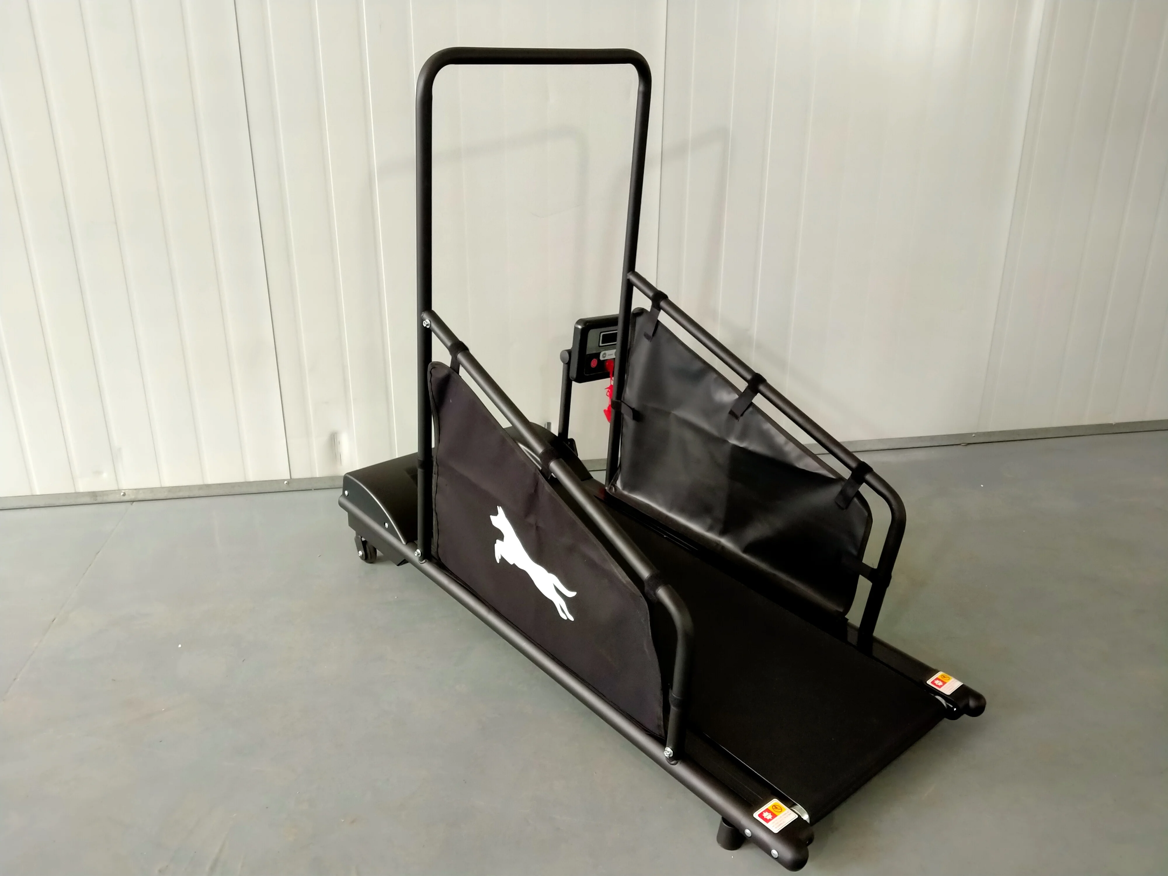 STLF SHULI Gym متعددة الوظائف الكهربائية الكلب مفرغة فائقة الهدوء امتصاص الصدمات معدات التدريب LED 100 كجم وسادة المشي
