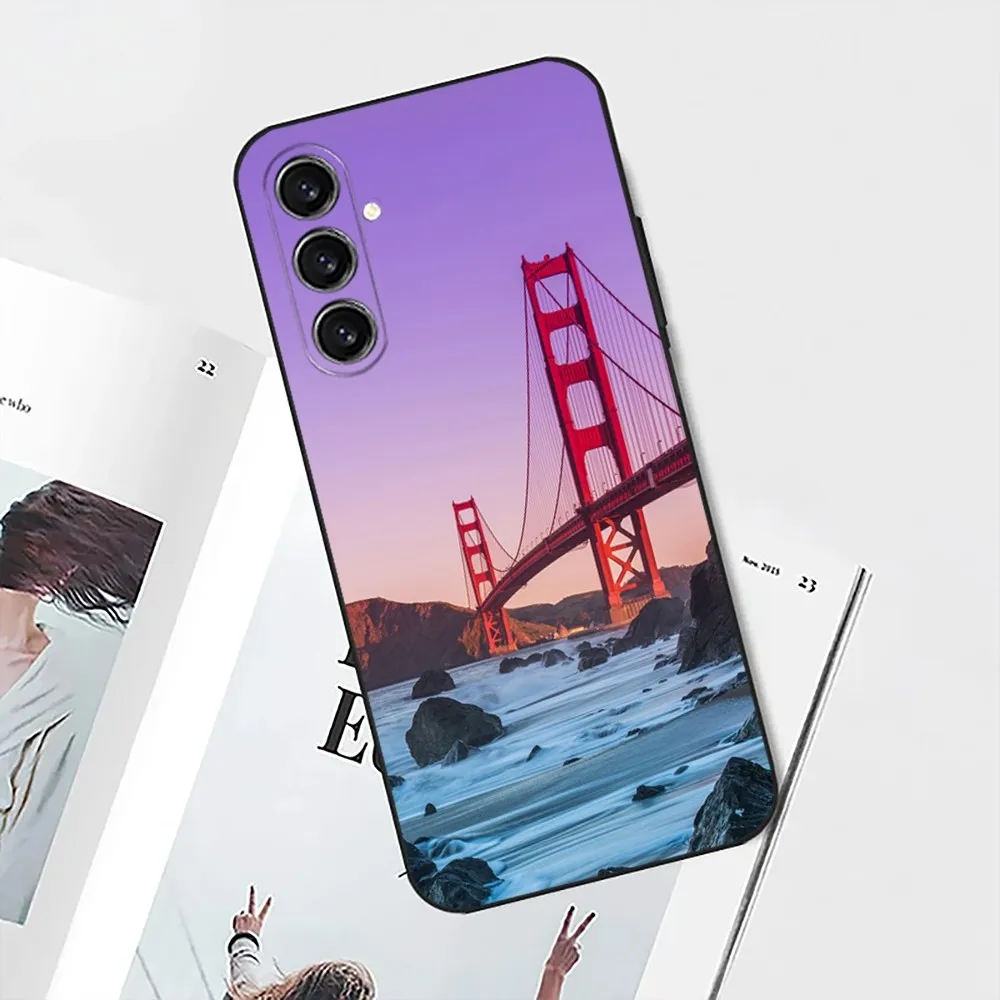 Golden Gate Bridge San Francisco Phone Case For Samsung S24,21,22,23,30,Ultra,S20,Plus,Fe,Lite,Note,10,9,5G Black Soft Cover