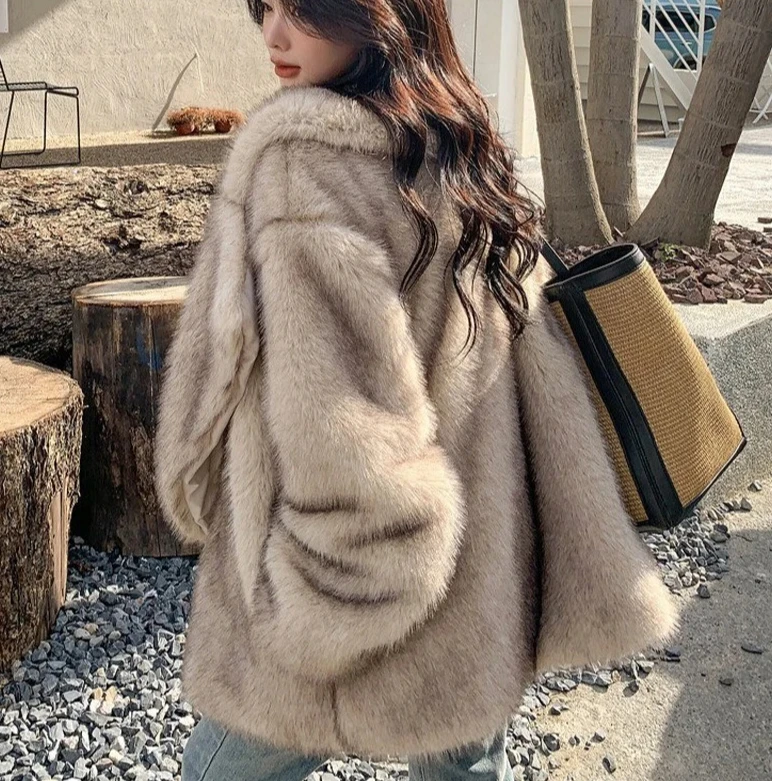 冬の高級ブランドファッショングラデーションアニマルカラーフェイクファーコートジャケット女性ルーズ特大ロングふわふわオーバーコートアウター