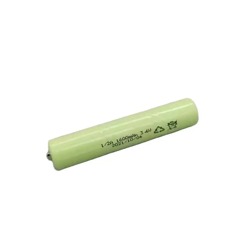 Lanterna de luz forte 2 tamanhos 95-154-1-23 1/2A 1000mAh 3.6V Bateria de lítio recarregável