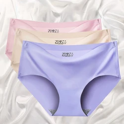 Panties Thin Women's Ice Silk Traceless Underwear Girls Mid-Waist Sexy One-Piece Briefs Cool Feeling Summer Underwear Asian Size