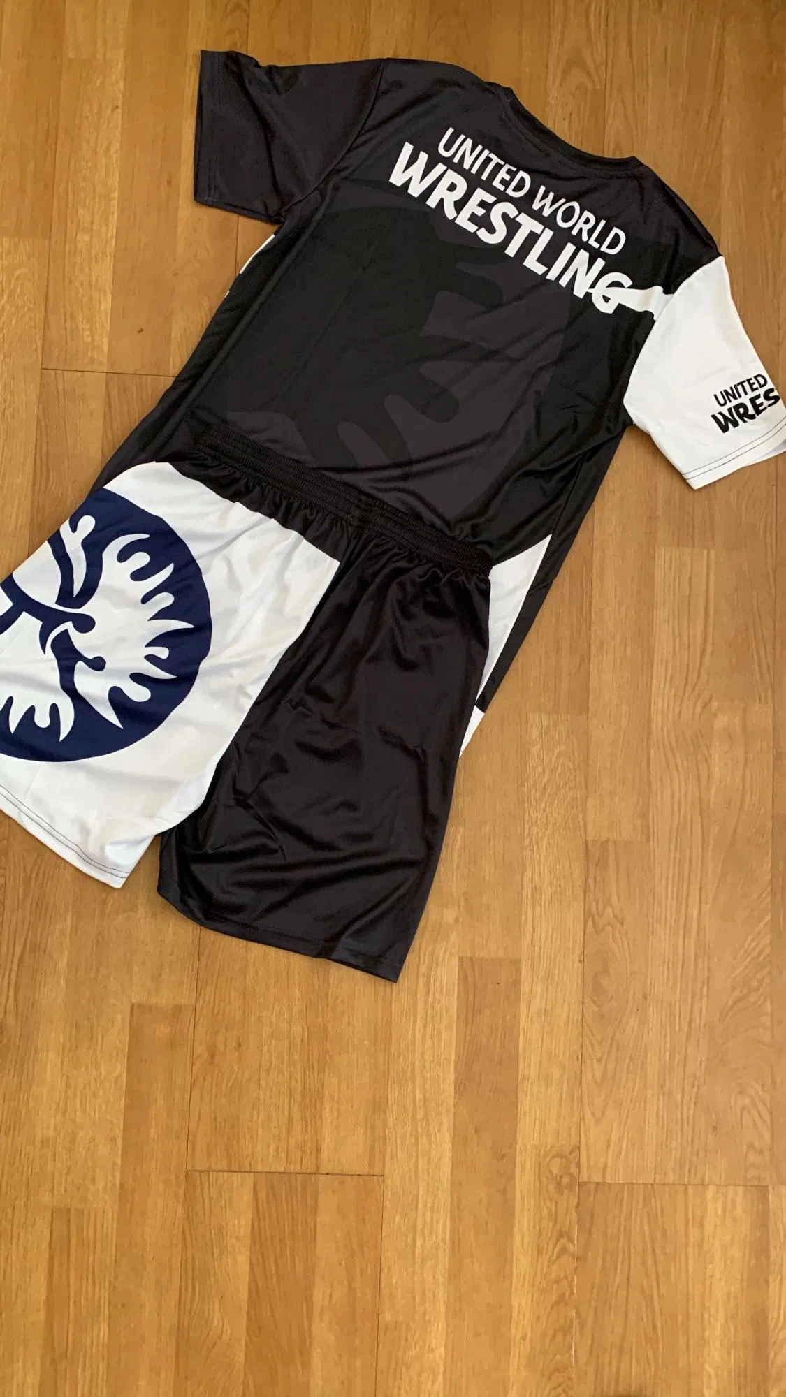 2026 Sommer Herren/Kinder United World Wrestling Sportbekleidungsset Kurzarm-T-Shirt und Shorts für Gym MMA Training Leichtgewicht – Detail 10
