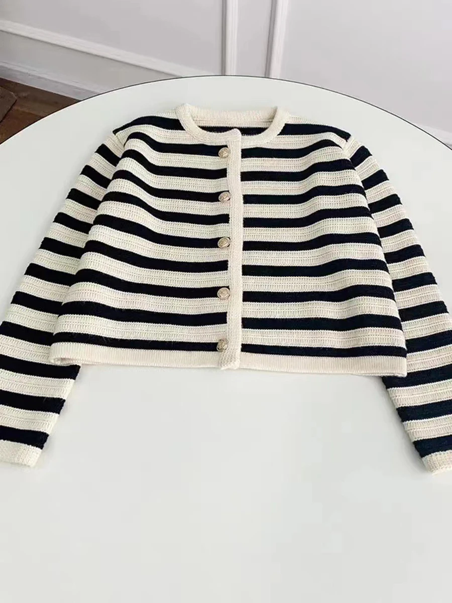 Autumn New Striped Cardigan Women 2024 O Neck Single Breasted Long Sleeve Sweater Female Elegant Fashion Short Jumpers Outerwear