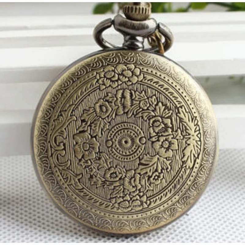 Reloj de bolsillo Retro con estrella de cinco puntas grande, venta al por mayor, reloj de bolsillo de cuarzo con estrellas huecas, reloj de cadena con tapa de bronce, venta al por mayor