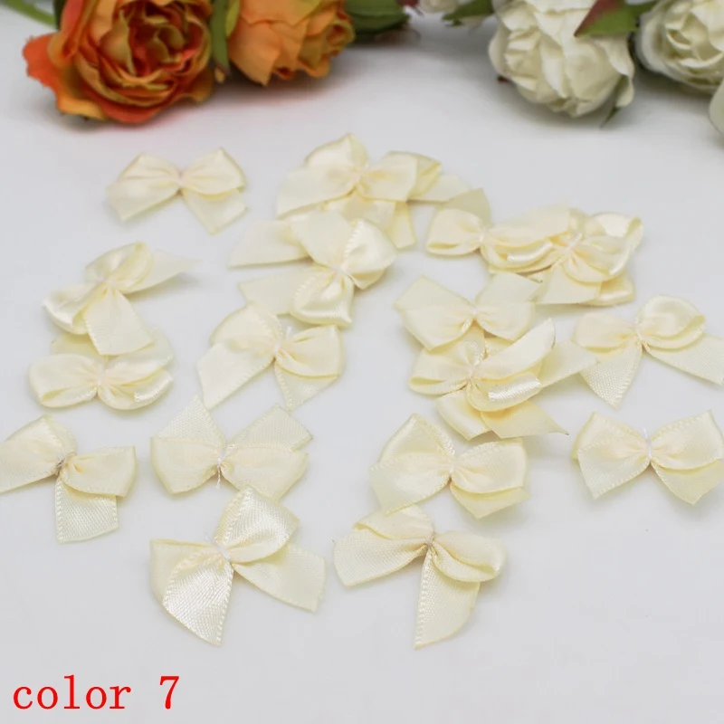 50-100 Stück/Packung 2*2,5 cm kleine Dacron Band Bogen Blume Handwerk Dekoration Handarbeit DIY Party Dekoration farbige Band Schleifen – Detail 15