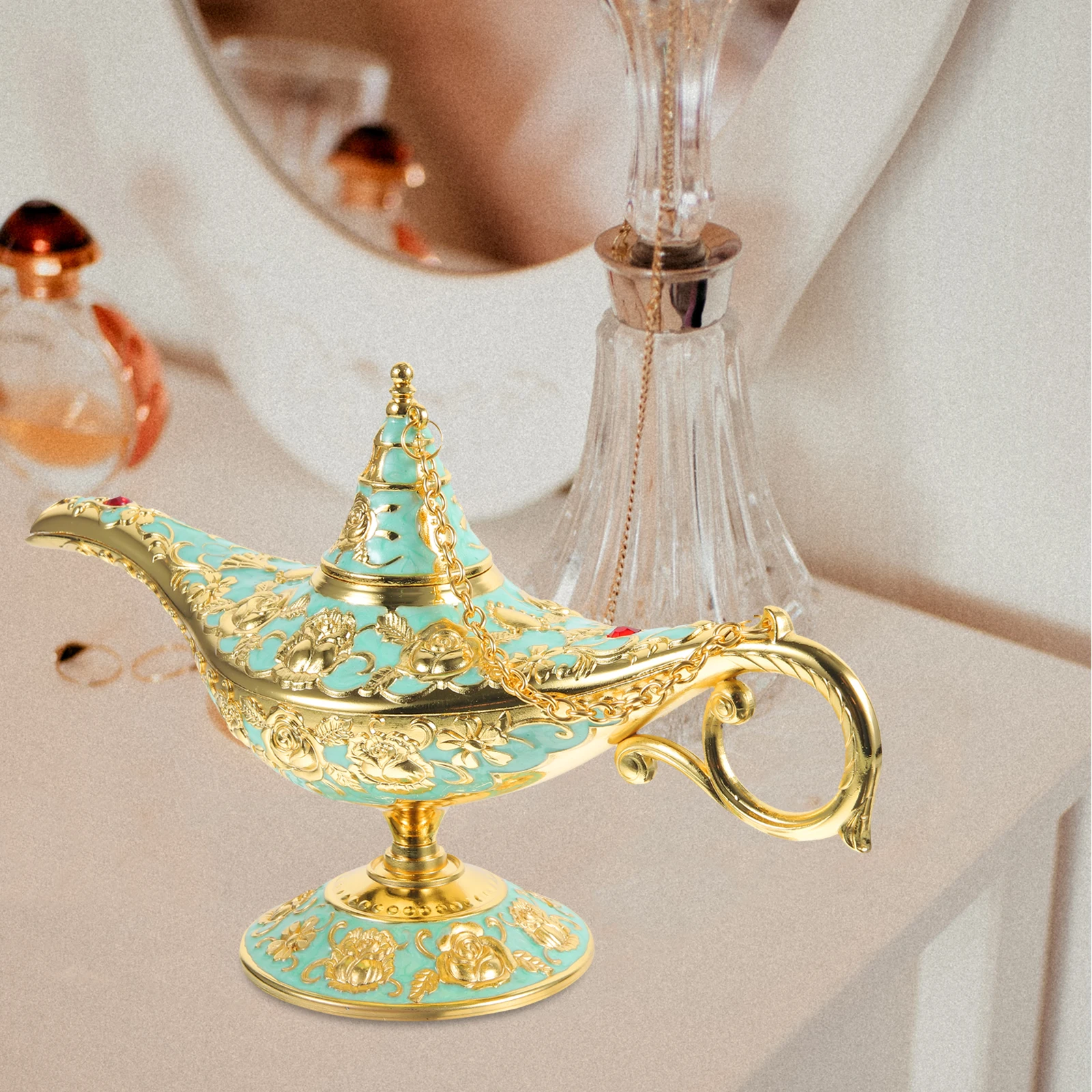 

Decor Elegant Zinc Alloy Desk Tabletop Home Party Carved Pattern Vintage Model Portable Lighting