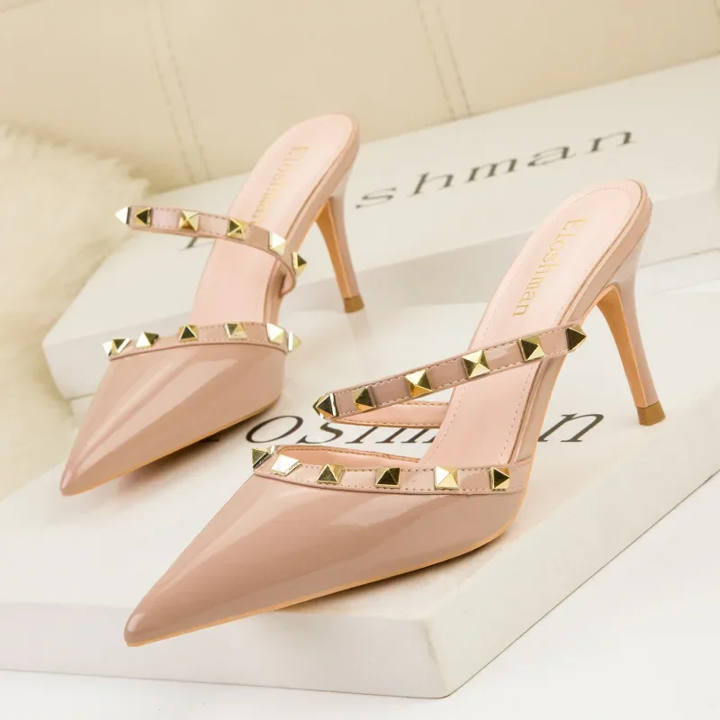 Women Sexy Thin High-heeled Shallow Mouth Pointed Toe Hollow Metal Rivets Women's Shoes with Patent Leather Sandals