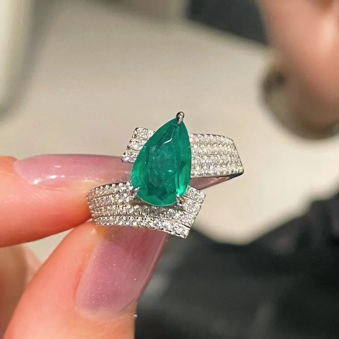 

Позолоченное изумрудное кольцо S925, дизайн каплевидного креста с высокоуглеродистыми бриллиантами, элегантные ювелирные изделия из зеленого драгоценного камня