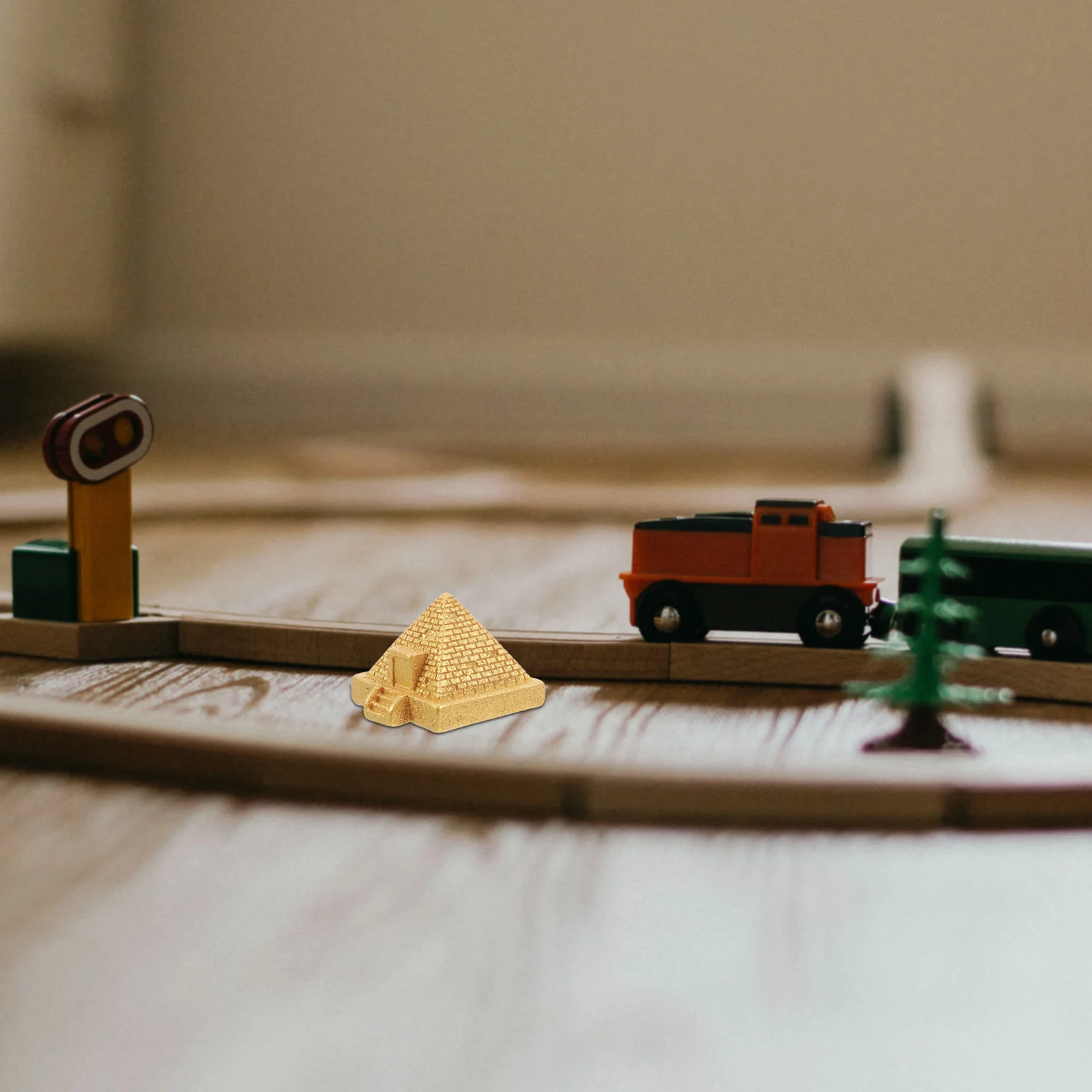 

10pcs Mini Resin Pyramid Micro Landscape Decor For Garden Balcony Home Desktop Bonsai Accessories Ancient Egyptian Figurines