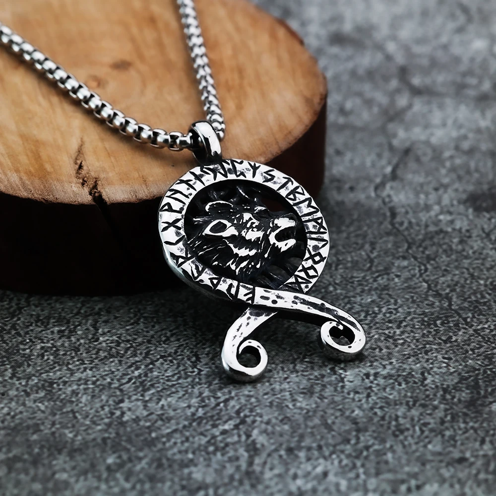 

European and American Style Retro Viking Rune Lucky Wolf Animal Men's Pendant Necklace Stainless Steel Jewelry