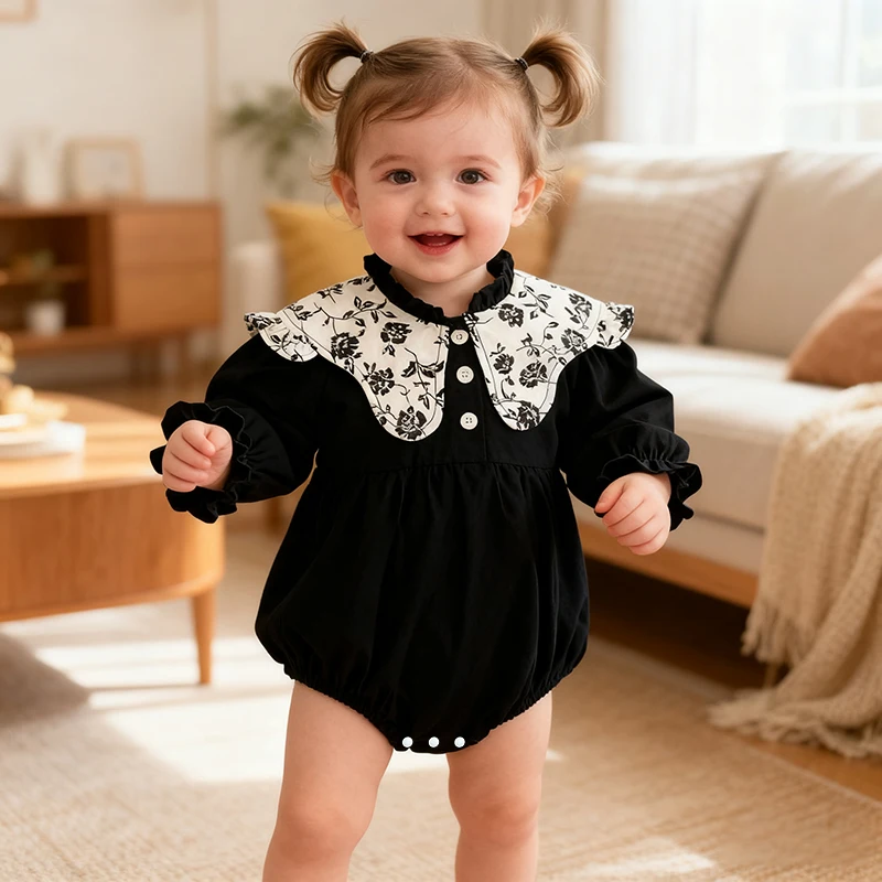2026 ربيع جديد الرضع ارتداءها 0-24 متر الوليد فتاة رومبير الرجعية التطريز طوق رومبير القطن طويل الأكمام الطفل بذلة