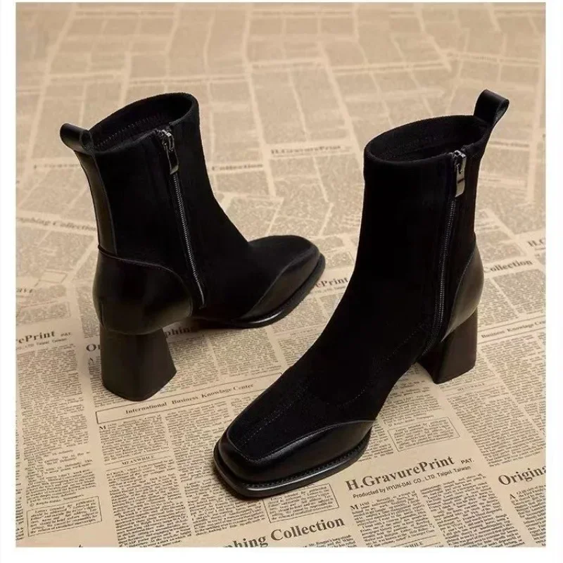 2024 Spring Autumn Square Headed Solid Color Fashion Side Zipper Waterproof Platform Simple External Wear Women's Fashion Boots