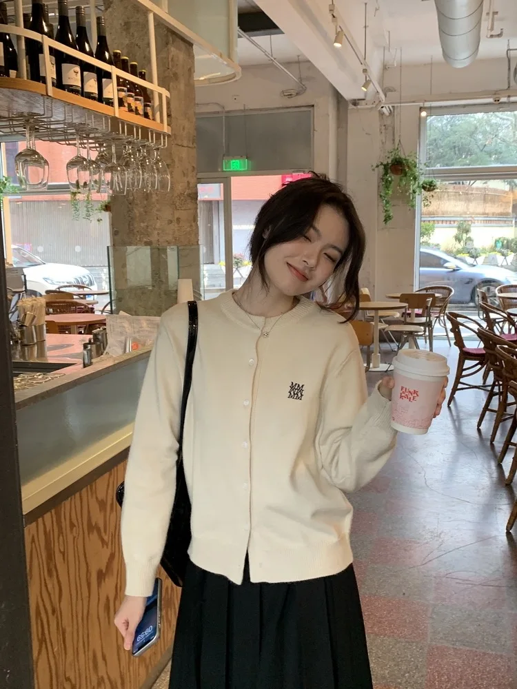 2024 Autumn and winter Cashmere Cardigan Sweaters Women Long Sleeve O-Neck Cashmere Cardigan Women Knitwear Tops