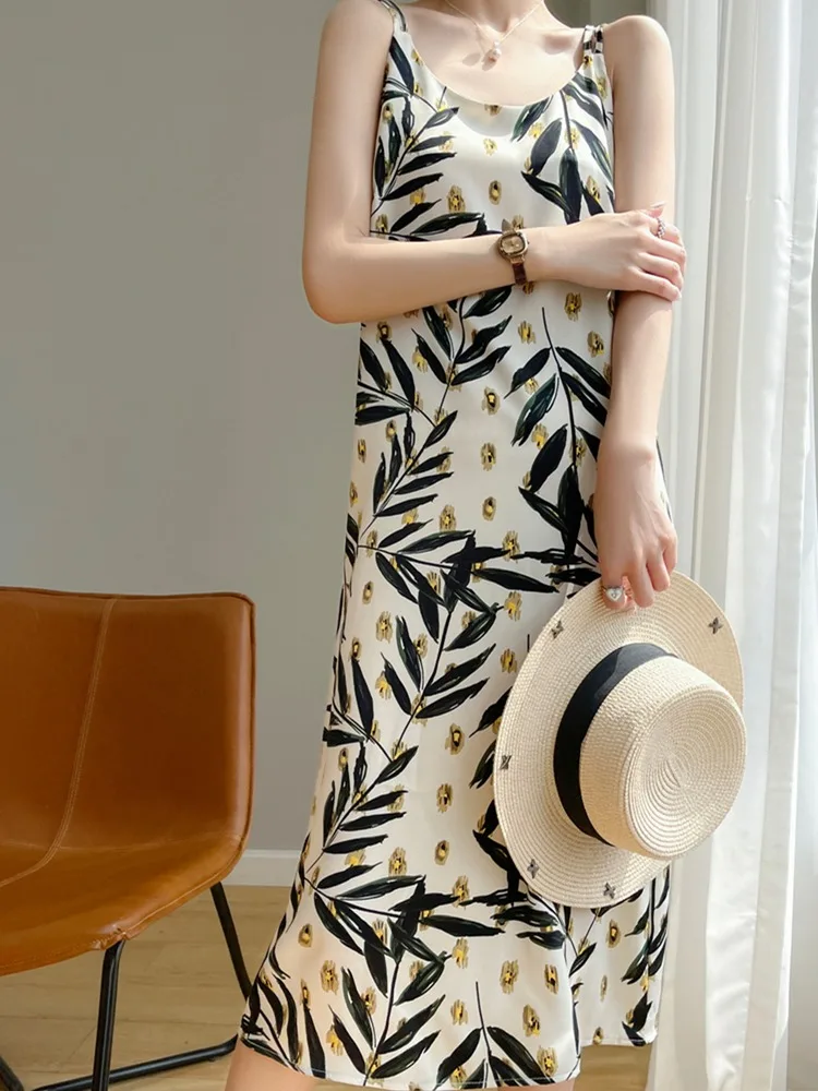 실크 새틴 실크 여성 가운 루즈 슬림핏 롱 드레스 여름 신상 한국 스타일 라운드 넥 하이웨이스트