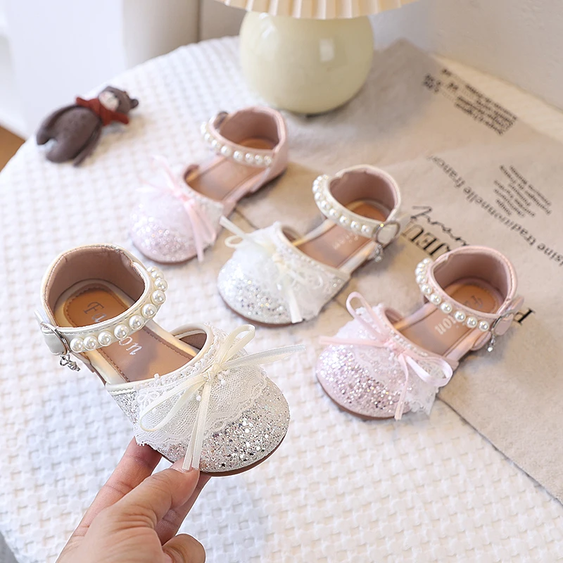 Girls' Lightweight Sandals 2026 with Pearl Crystal Bow Kid's Performance Shoes Fashionable Non-Slip Children's Shoes 21-30