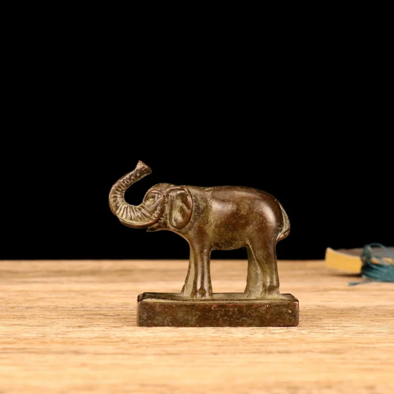 Alloy Animal Ornament Antique Bronze Elephant with Raised Nose Seal Decoration