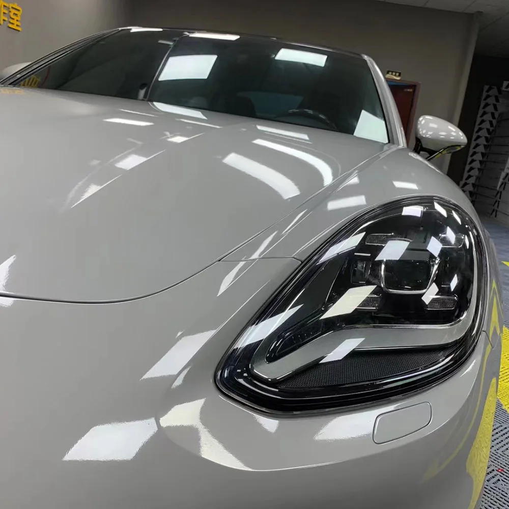 WRAPMASTER 1,52 * 18 Meter helles Nardo-Grau PET-Glanz-Auto-Vinylfolien-Designs