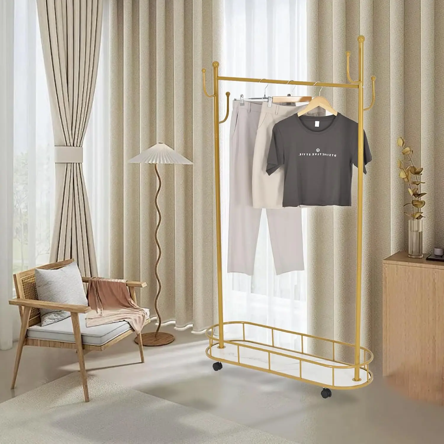 Appendiabiti con ruote e ripiani Robusto armadio in metallo Appendiabiti per pantaloni Abiti Oro (68.5 x 39.7 pollici)