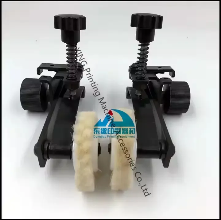 

1 пара колес щетки подачи в сборе, детали печатного оборудования для офсетной печатной машины KBA, запасные части, колесо щетки