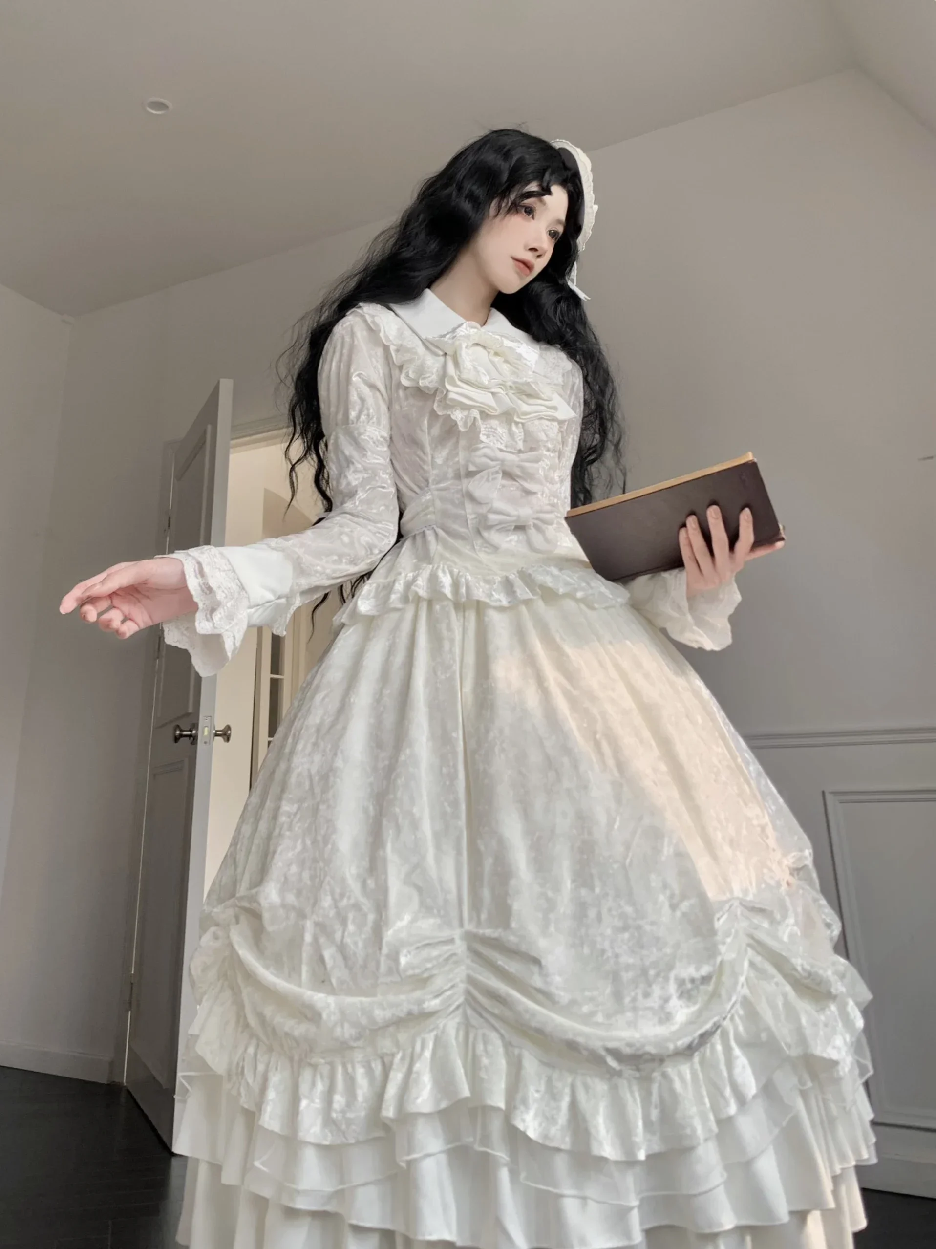 

Coalfell Black Velvet Vintage Gothic Long Sleeve Lolita Long Puff Dress Noble Qi Miss Lolita Lace Dresses Women 2025