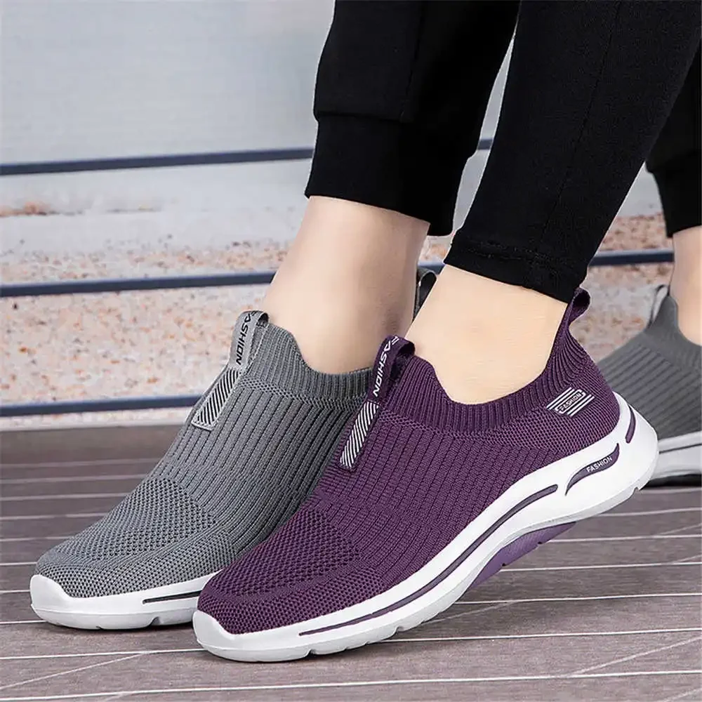 Sepatu olahraga Nonslip, musim semi nyaman sepatu olahraga jalan musim panas sneaker Badminton untuk pria Sneeker Besket Boti Harga teknologi tinggi Beli bermain