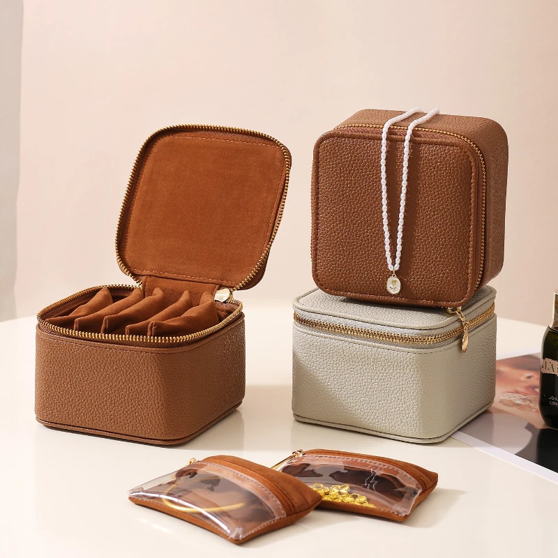 

Travel Case PU Leather Ring Earring Necklace Bracelet Box Display Holder with Separate Compartments Bag Gift Box