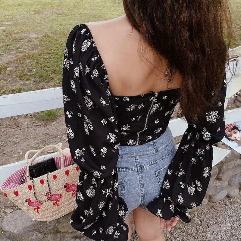 2024 Spring/Summer Large French Retro Square Neck Lantern Sleeves Long Sleeved Shirt Slim Fit Chiffon Top