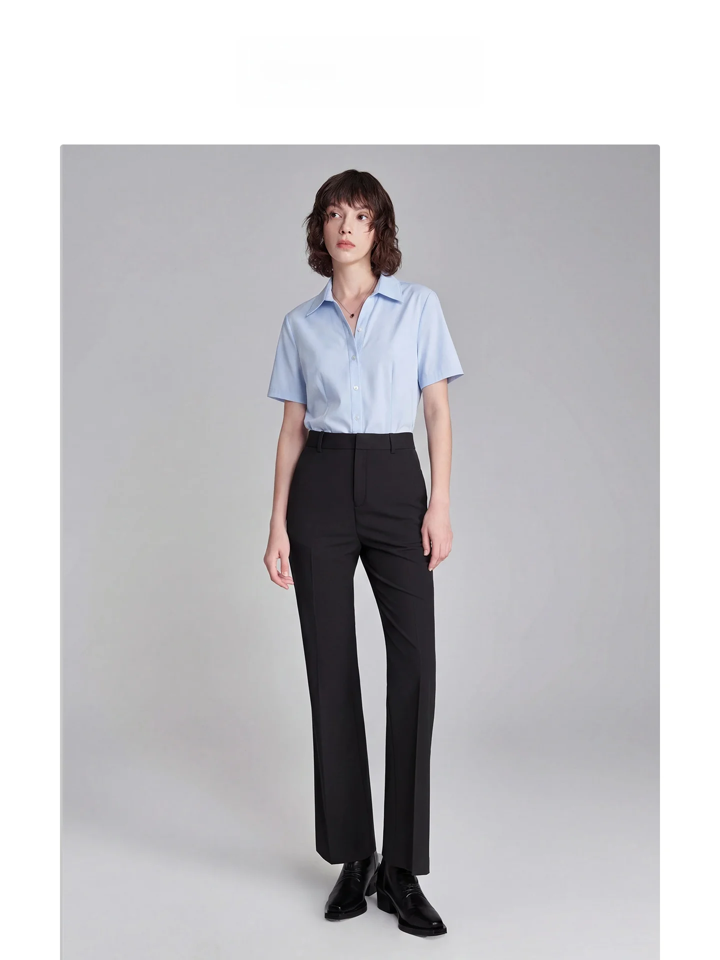 

Женский деловой костюм LeLenth: синяя приталенная рубашка с коротким рукавом для собеседований, экзаменов и работы в государственных учреждениях