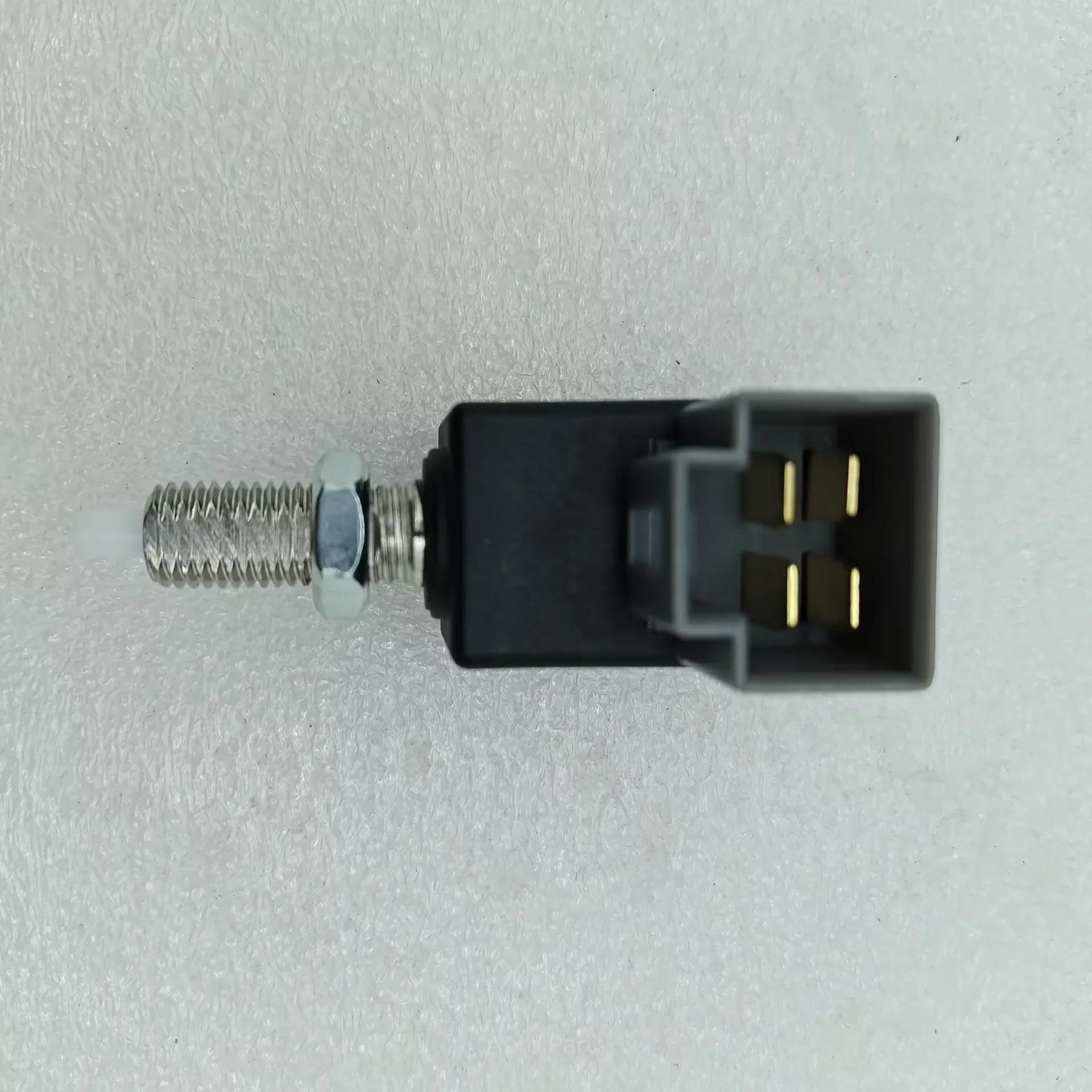 

ВЫКЛЮЧАТЕЛЬ в сборе для Ssangyong ACTYON CHAIRMAN W KORANDO C KYRON REXTON RODIUS/STAVIC 8571008010