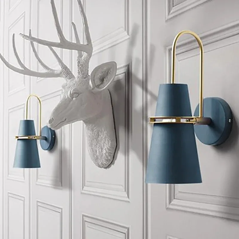

Nordic mirror front lamp simple aisle balcony living room bedroom kitchen bedside decoration 3 color E27 LED horn wall lingts