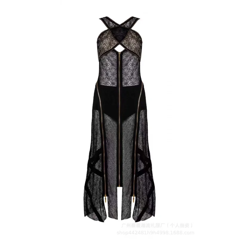 Recién llegado, conjunto de dos piezas ajustado con vendaje decorativo con cremallera larga de encaje negro y encaje dorado con cuello halter cruzado sexy para mujer