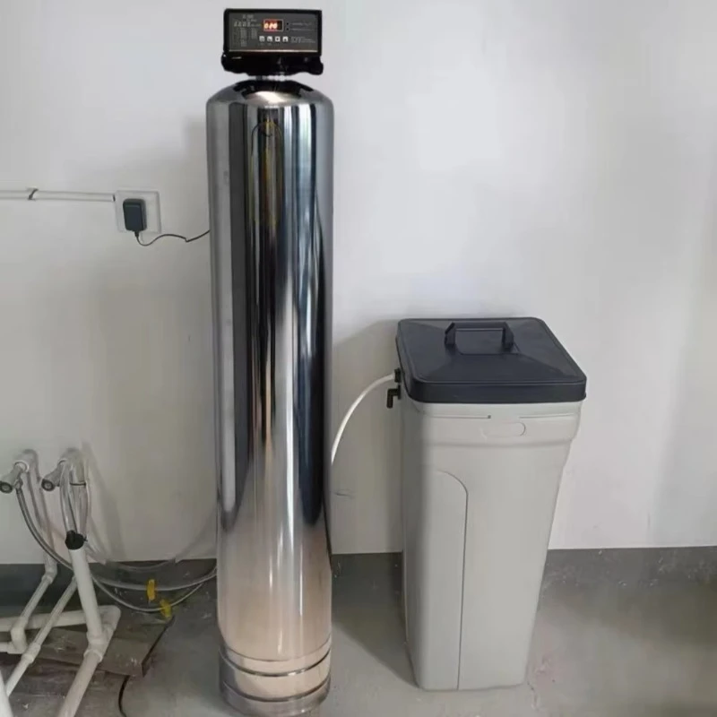 Commercial ion exchange softened water system with a flow rate of 1 ton/hour, 70 liter salt tank, containing food grade resin