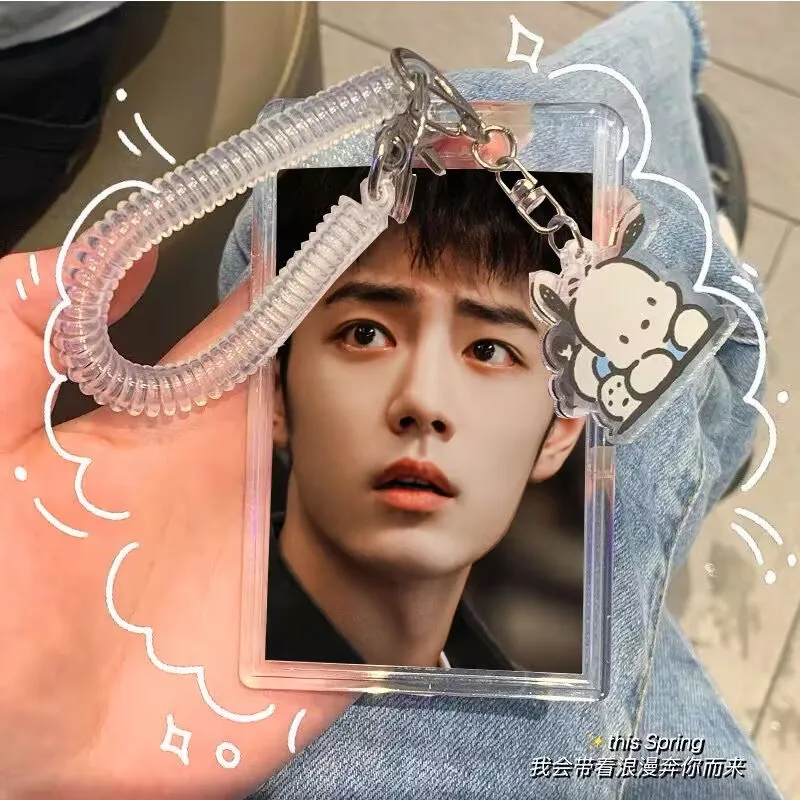 

Подвеска-держатель для карточек по индивидуальному заказу, звездная аниме-периферия Сяо Чжань, маленькая карточка с раздвижной защитным чехлом для студентов