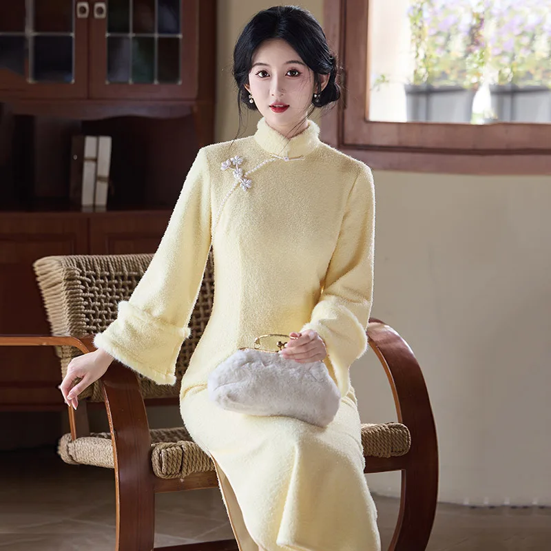 

Желтая толстая зимняя одежда в китайском стиле с длинными рукавами Cheongsam 2025, новый стиль для молодых женщин в стиле ретро, осень/зима Qipao