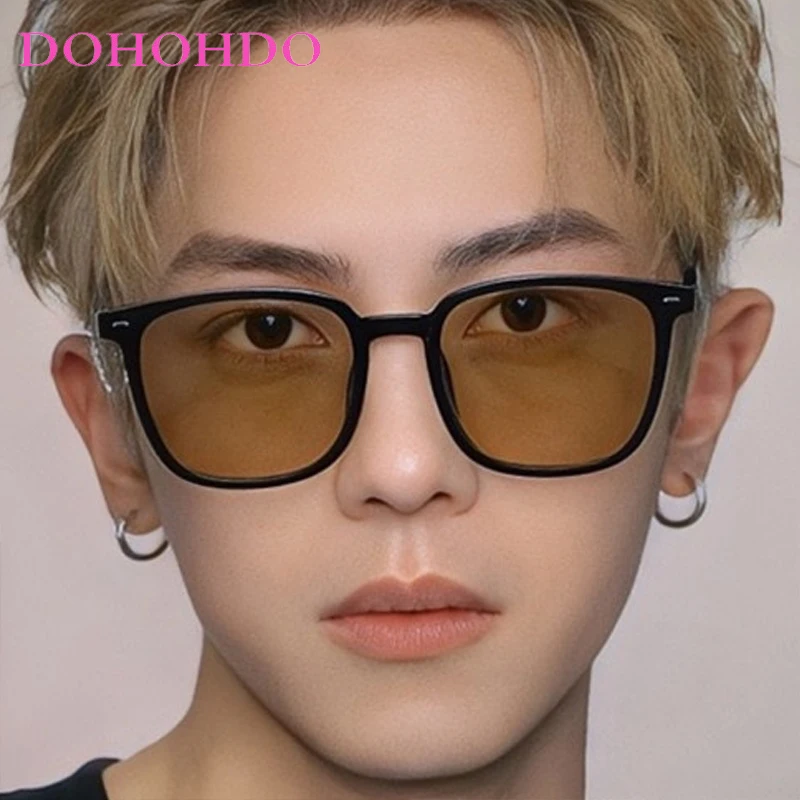 

Classic Square Frame Rivets Women Sunglasses Designer Brand Vintage Men Sunglass Traveling Driving Female Eyewear UV400 Lentes