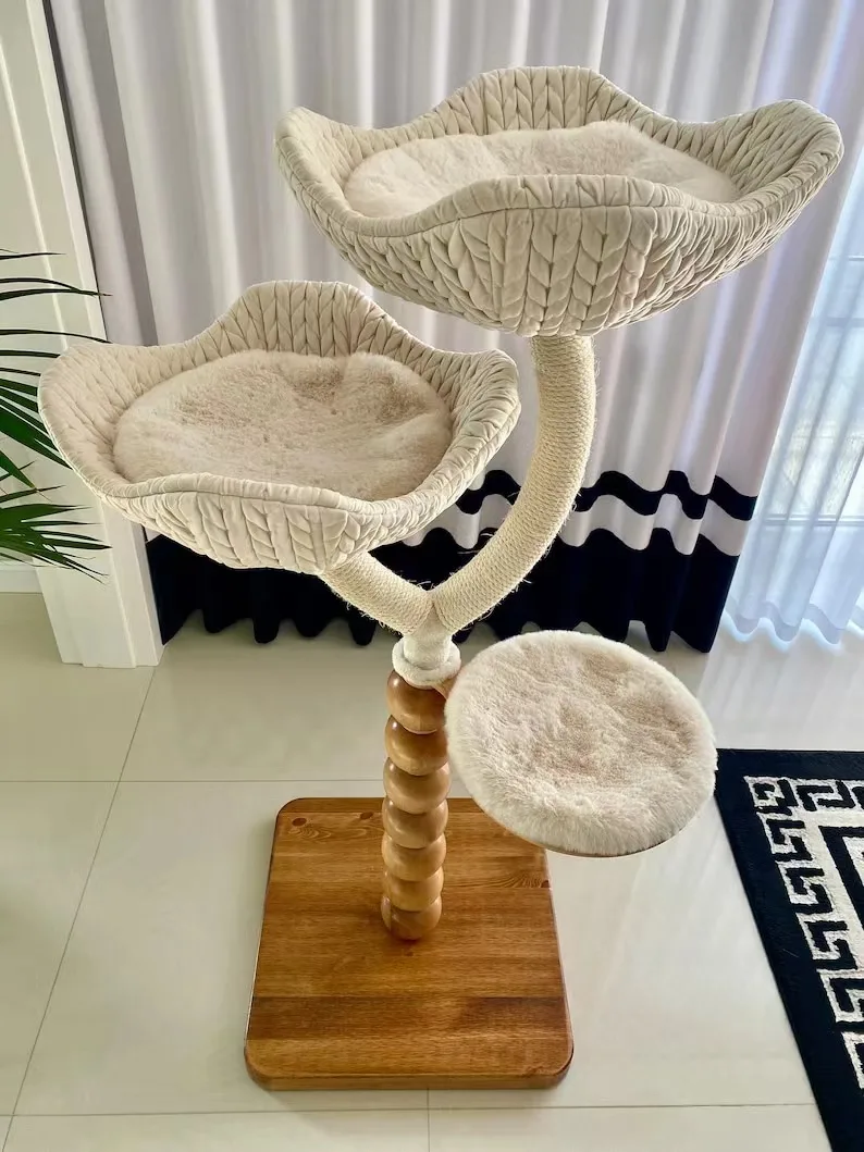 XIANGLONG Factory Price Perfect Christmas Gift Can Customized Multifunctional Solid Wood Cat Tree