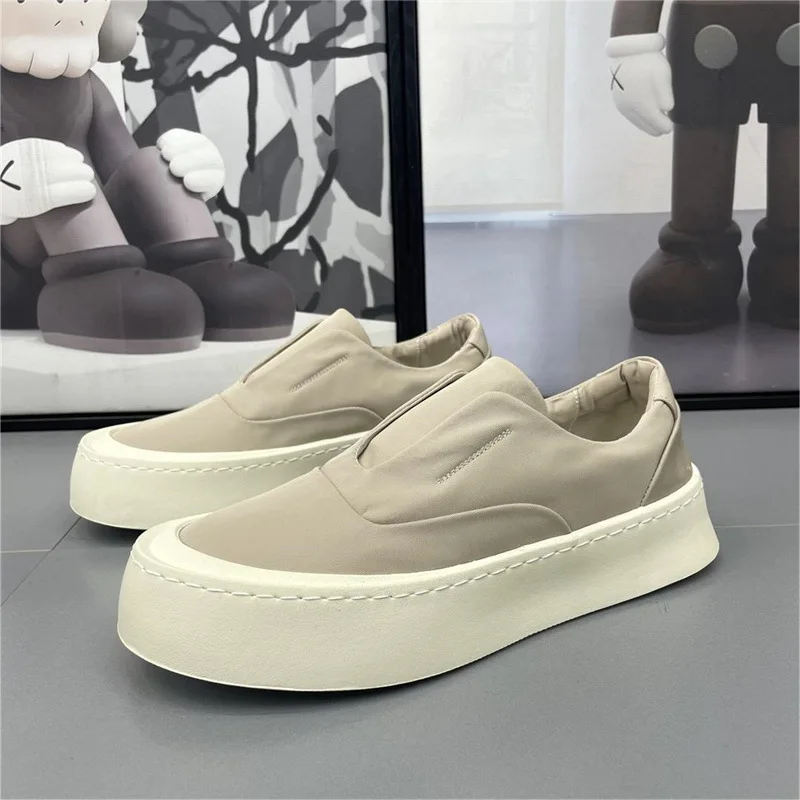 Classic Green Loafers Men Fashion Comfortable Breathable Slip-on Men's Casual Shoes Original Non-slip Platform Sneakers Male