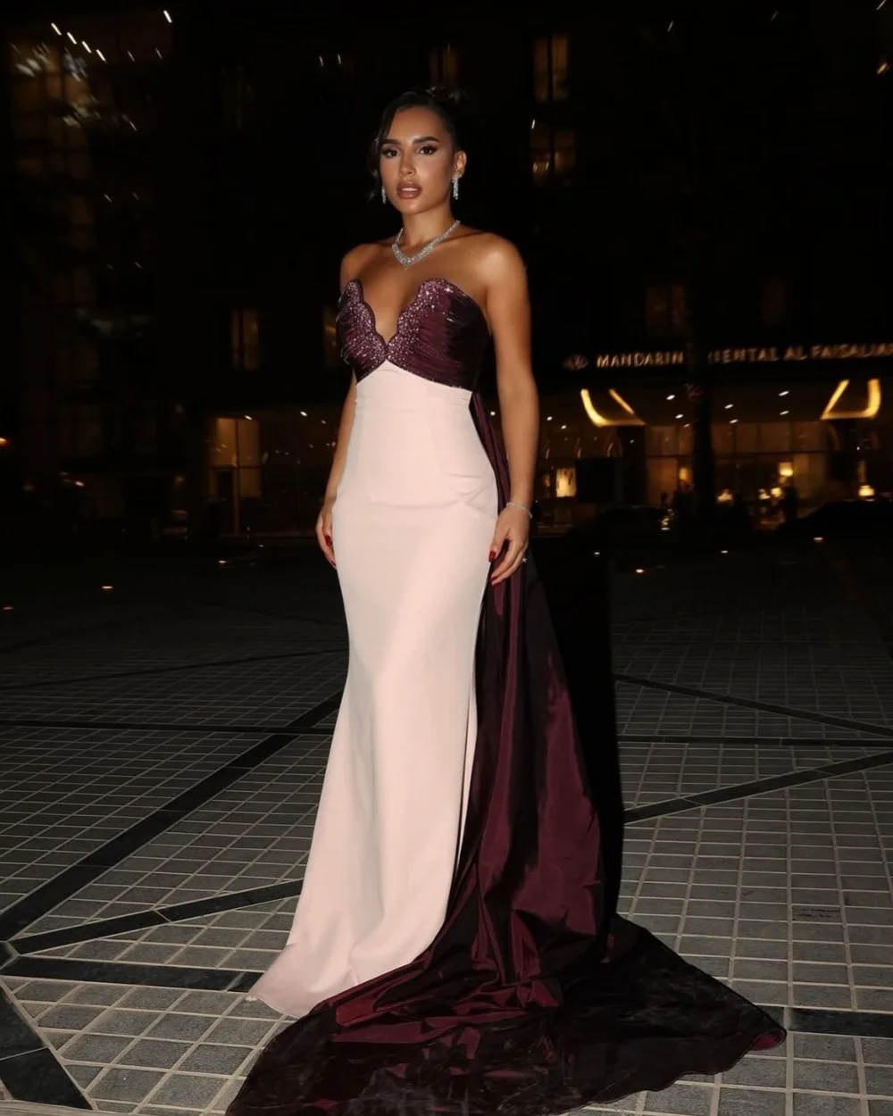 

Customized Modern Style Women Jersey Sequined Pleat Straight Evening Dress Formal Sweetheart Sleeveless Floor Lenght Party Gowns