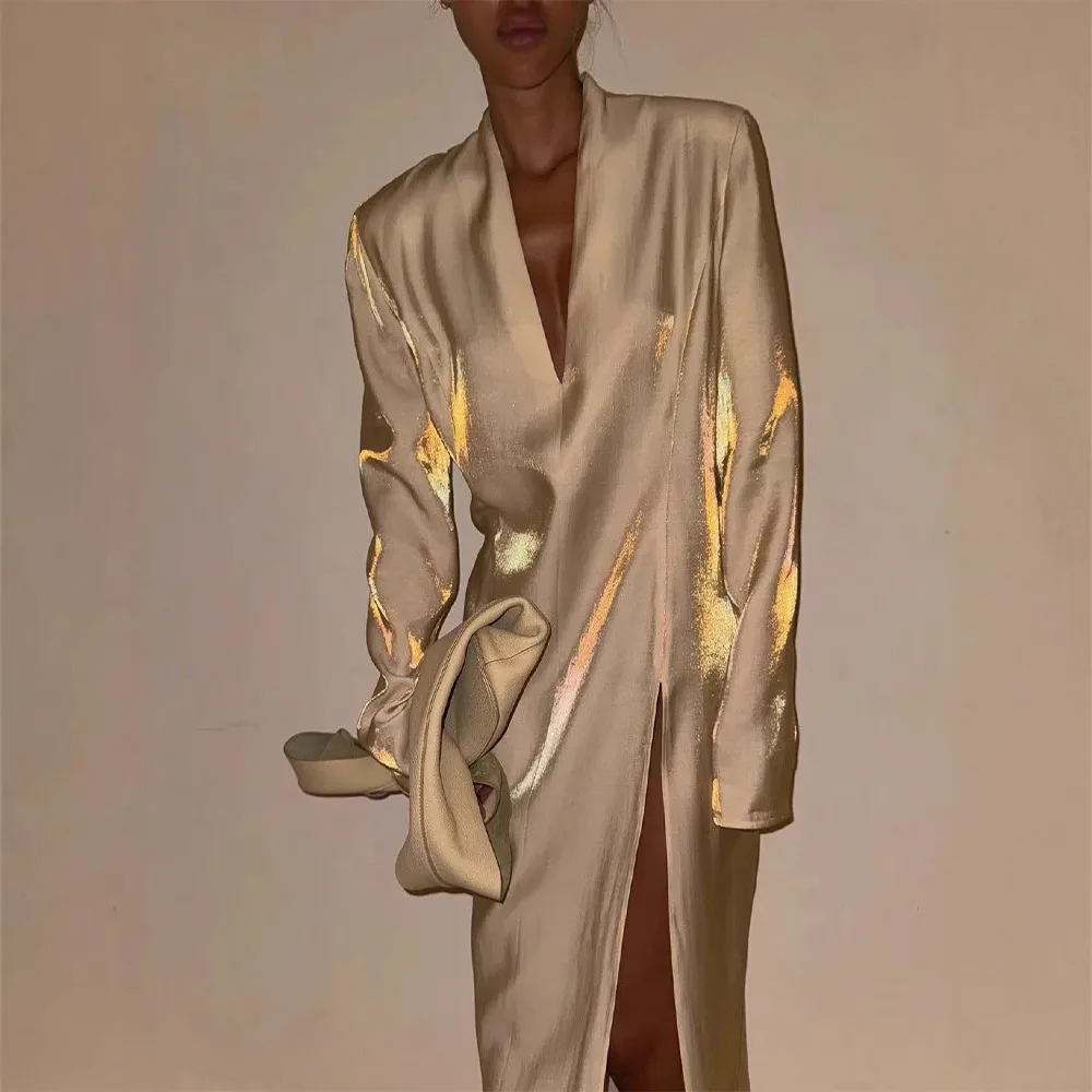 

2025 Spring and Summer New Gold Sparkling V-neck Split Casual Fashion Dress for Women