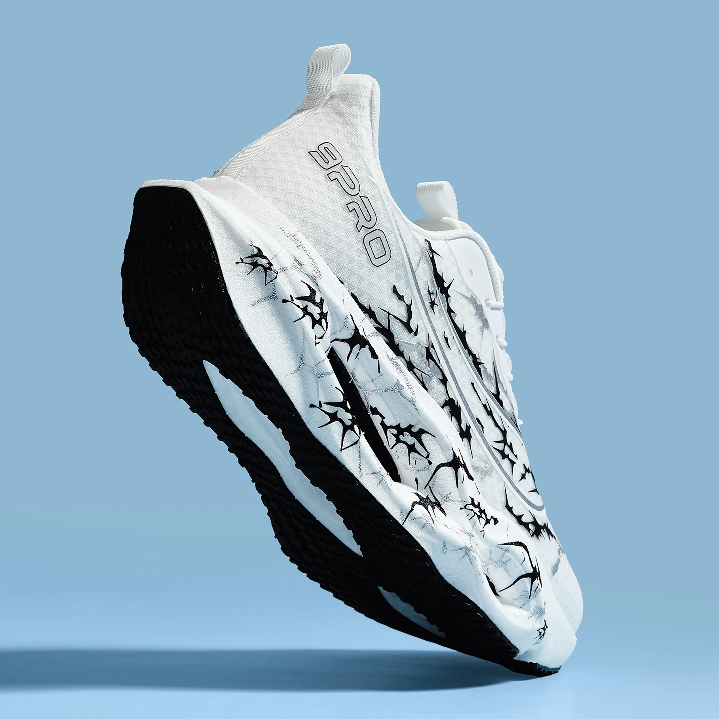 Herren-Laufschuhe, Tennisschuhe, trendige Laufschuhe mit Carbonplatte und Knopfverschluss für alle Jahreszeiten, personalisierte Sportschuhe mit Dornenmuster und atmungsaktivem Mesh-Material, Laufschuhe mit hohem Rückprall und dicker Sohle, rutschfest und abriebfest. – Detail 12