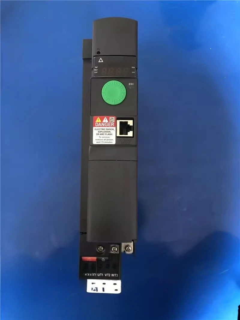 

Инвертор 380В 4кВт, серия ATV320, модель ATV320U40N4B