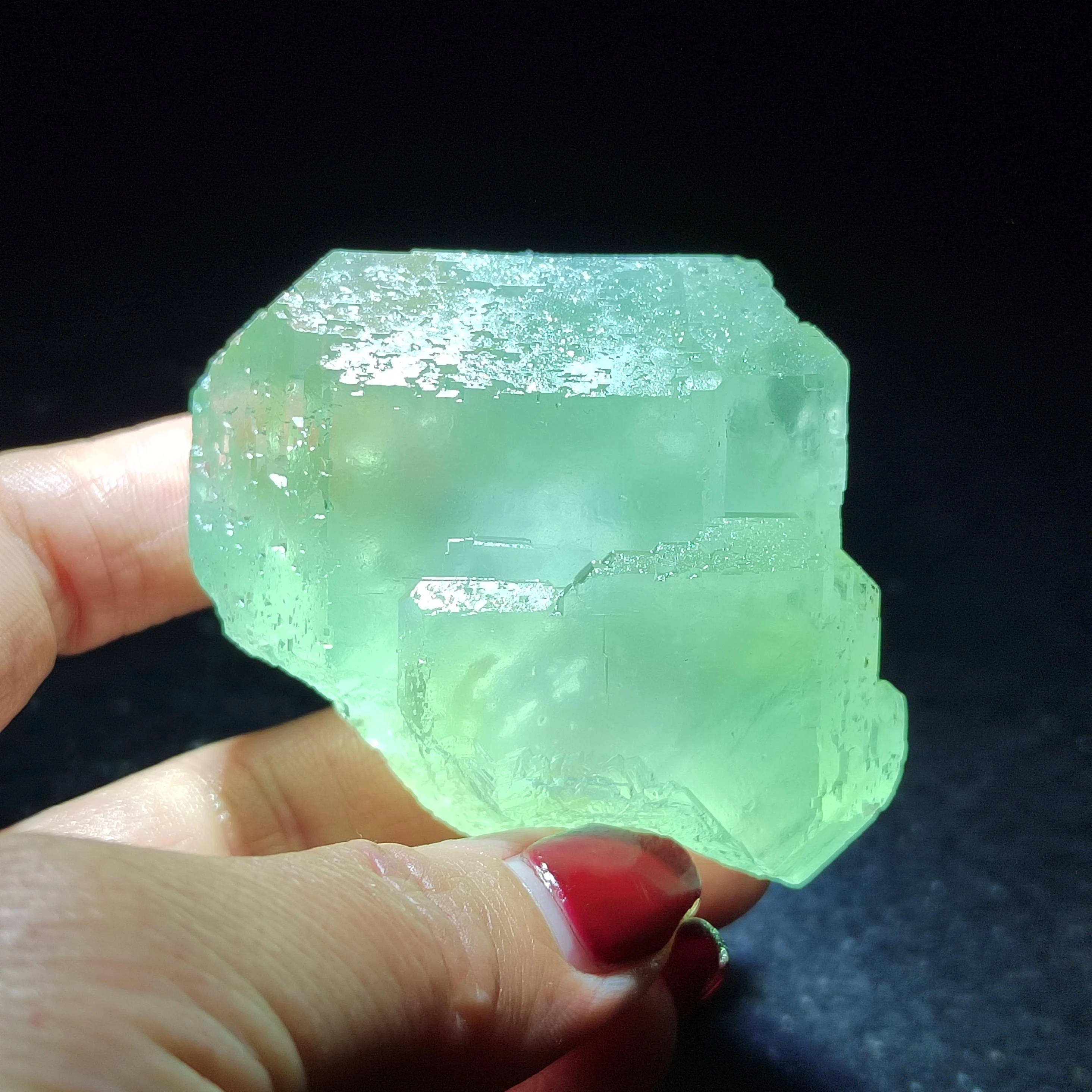 100.8g-237.3g100% natural ladder grass green fluorite mineral sample raw stone home decoration healing aura stone and crystal