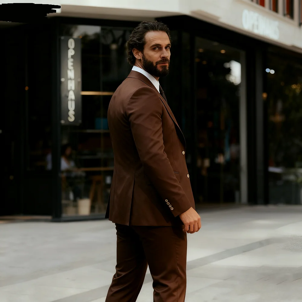 

Elegant Brown Wedding Tuxedo for Men Slim Fit Peak Lapel Formal Groomsmen Suiting Mais Recentes Designs Terno Ho