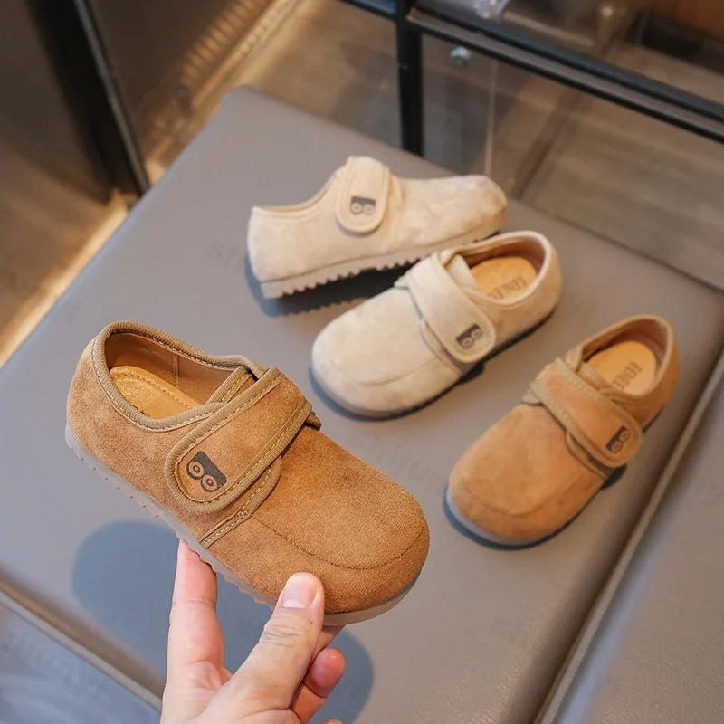 

2025 Autumn New Children's Retro Low Top Casual Shoes Boys' Soft Soled Comforatble Fashion Versatile Non Slip Flat Single Shoes
